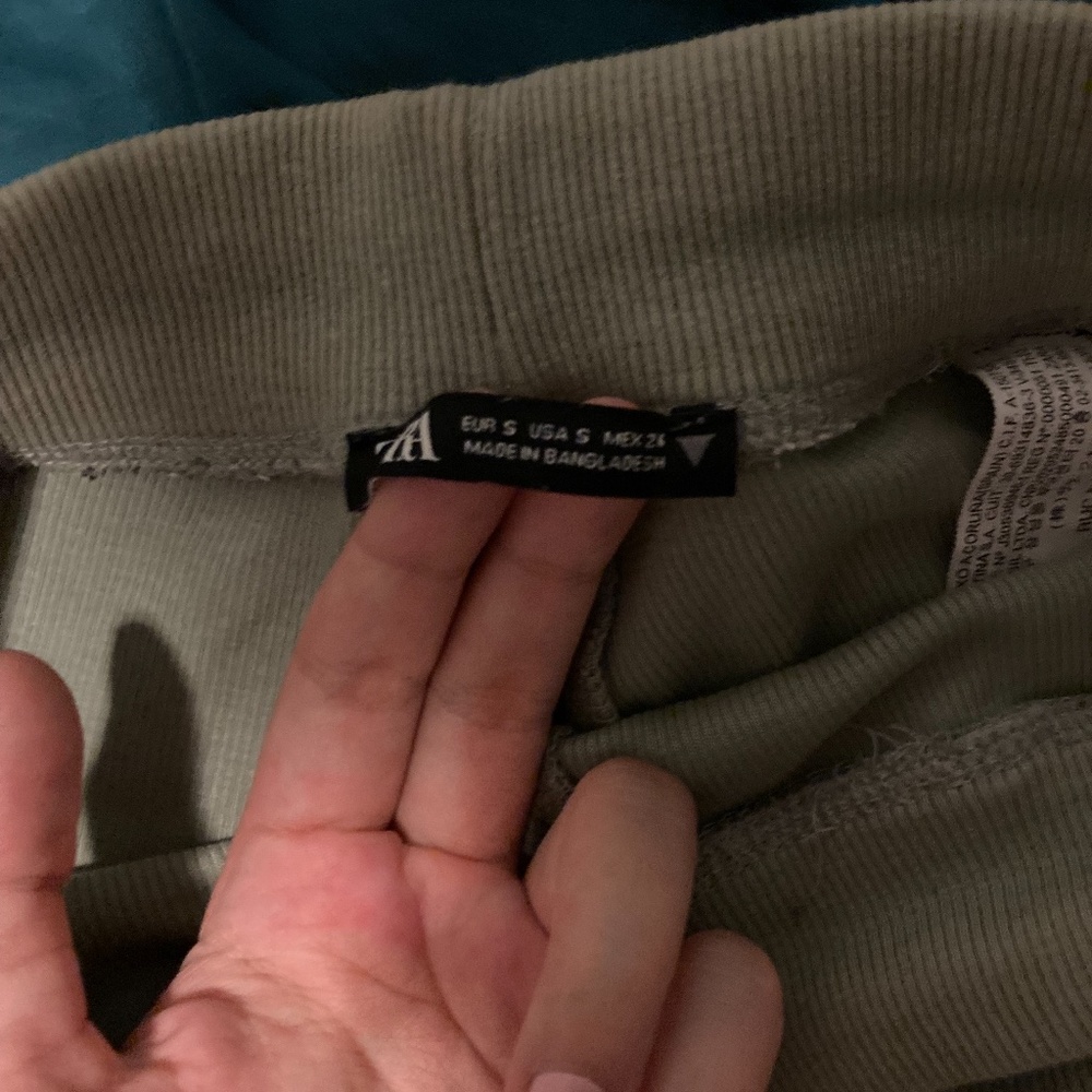 NWOT Ribbed Mini Short - Picture 2 of 2